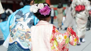 女の子の七五三におすすめの髪型を紹介 3歳と7歳で人気の髪が異なる ふぉとるプラス 写真がもっと好きになる総合webメディア